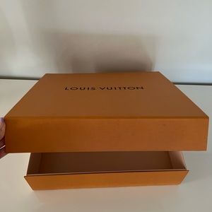 Louis Vuitton shopping/gift box